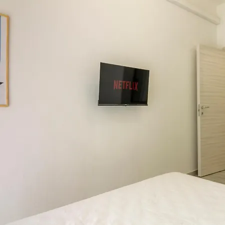 Center - In The Heart Of San Benedetto كالياري